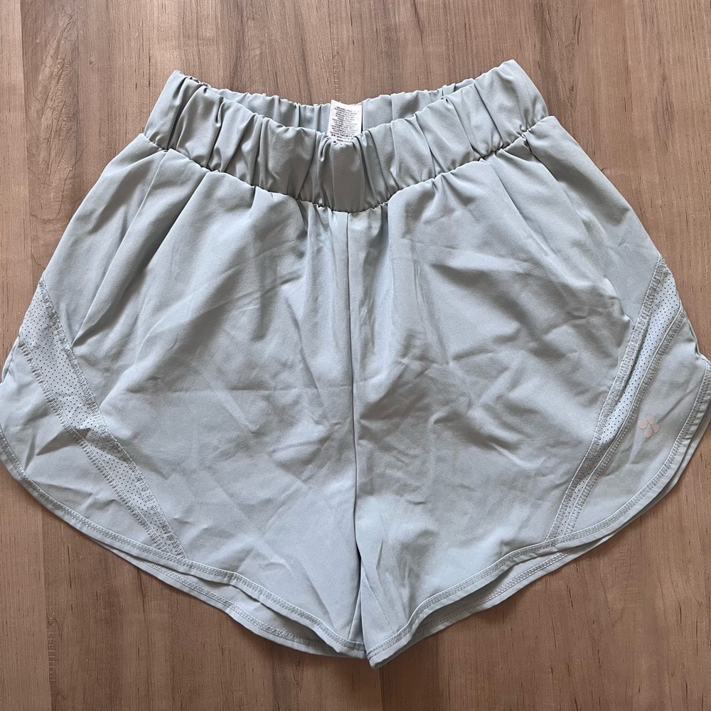 Women. Sweaty Betty  running shorts. Size : xsmall